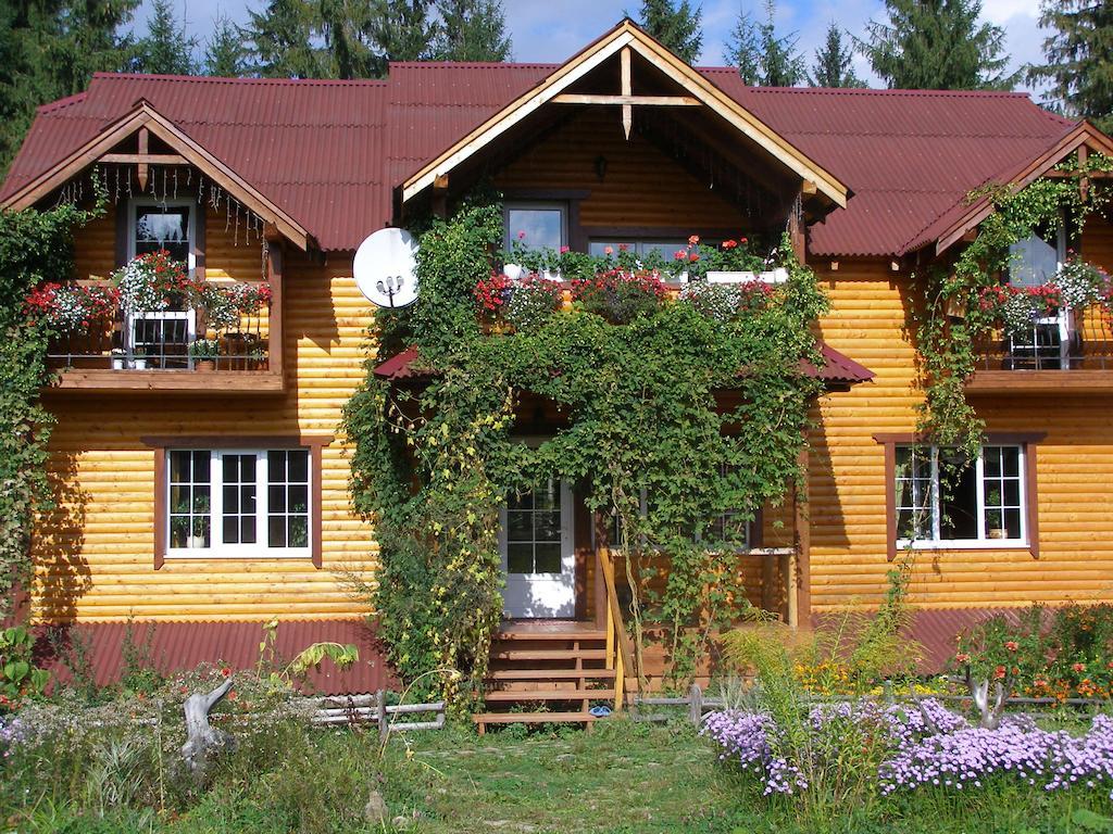 Cottage 12 Months Ворохта Экстерьер фото